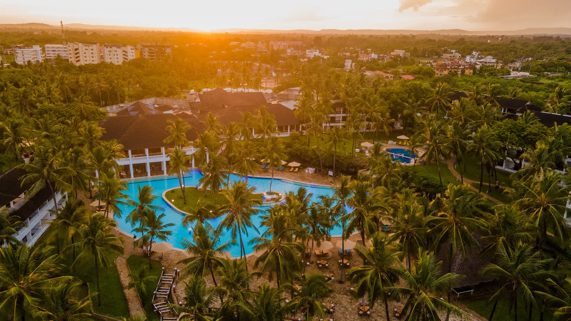 PrideInn Flamingo Beach Resort & Spa