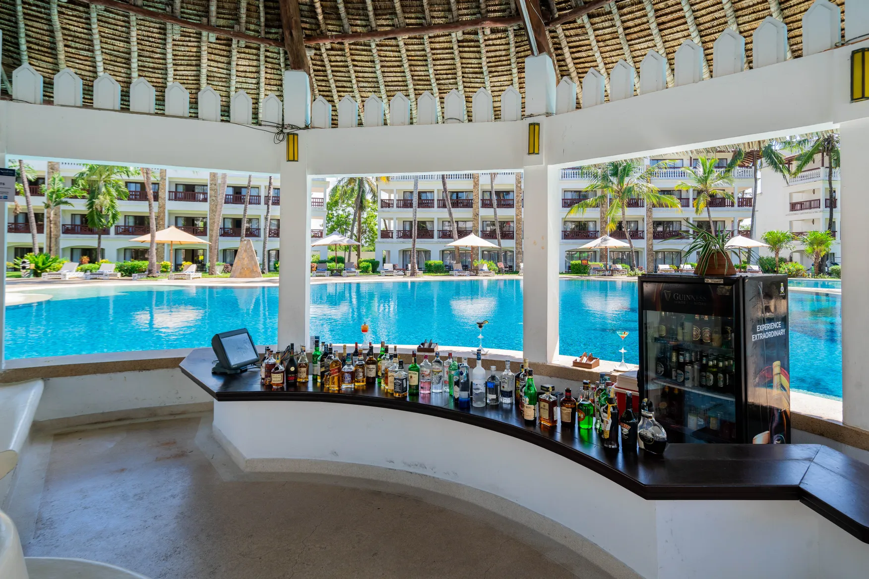 Tewa Pool Bar