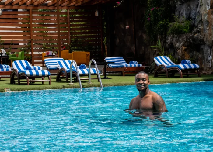 PrideInn Azure_Swimming Pool