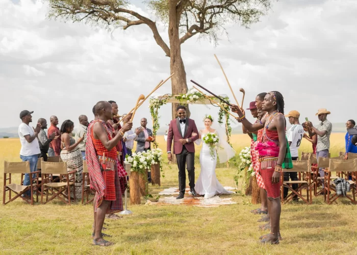 PrideInn Mara_Bush Weddings